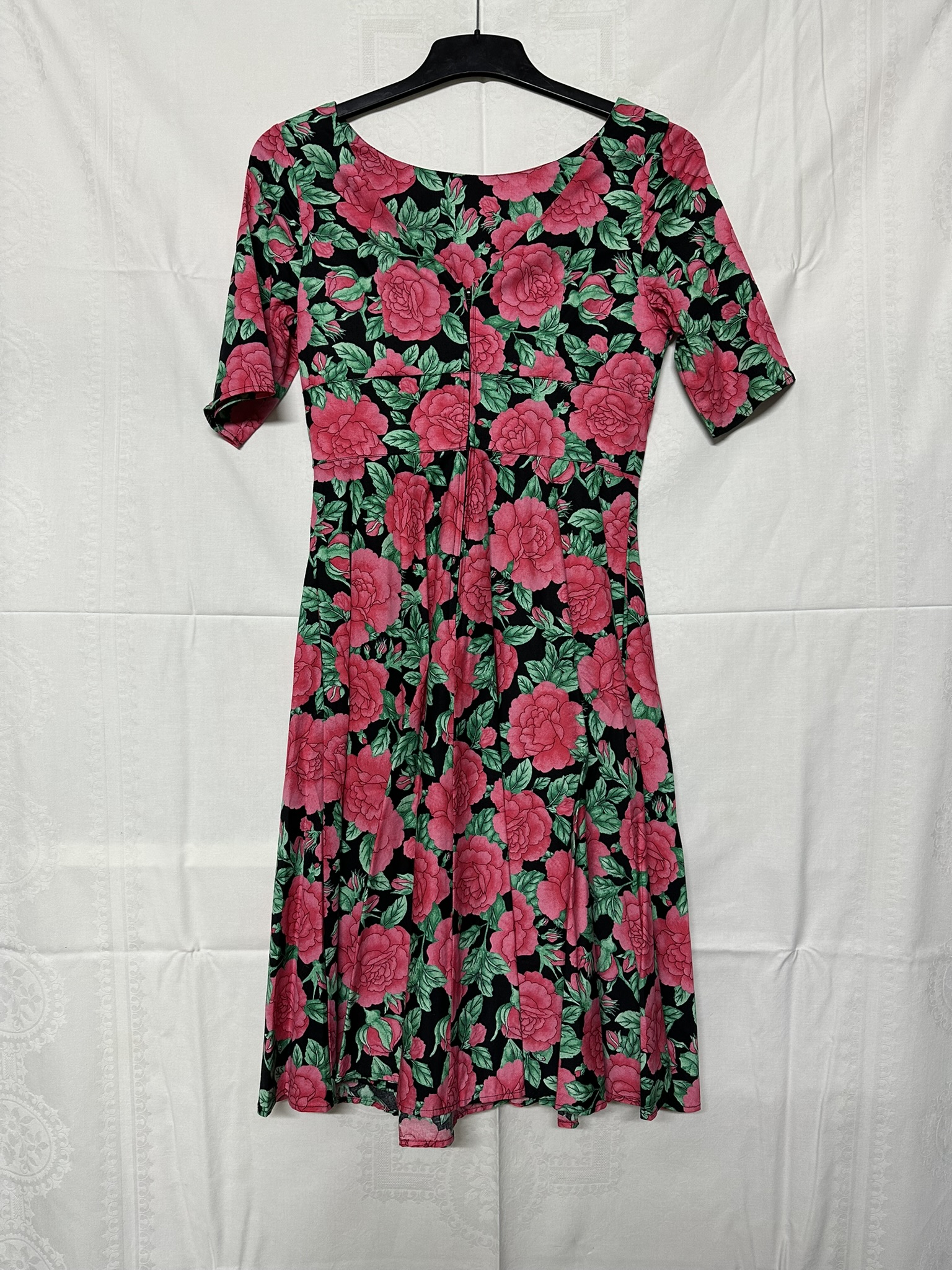 Kleid Roses Swing Dress